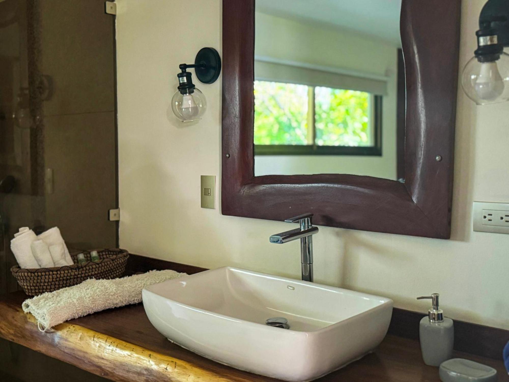 Cocobolo Beach Boutique Hotel San Juanillo 외부 사진